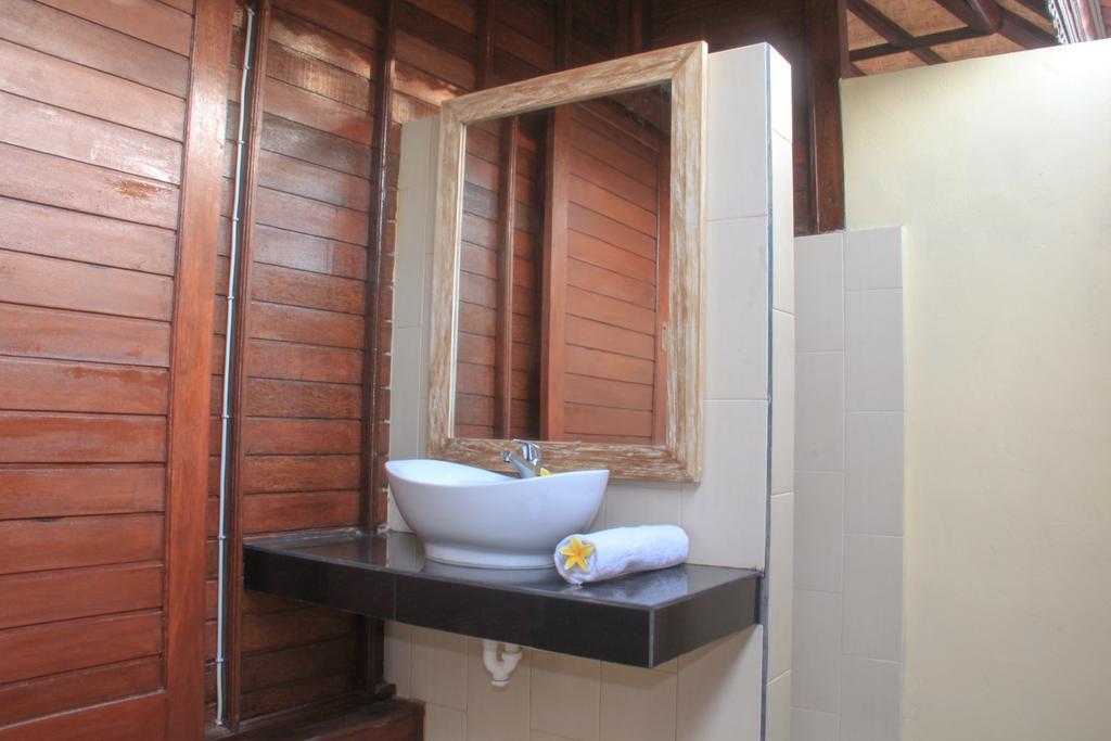 Dinatah Lembongan Villas Chambre photo