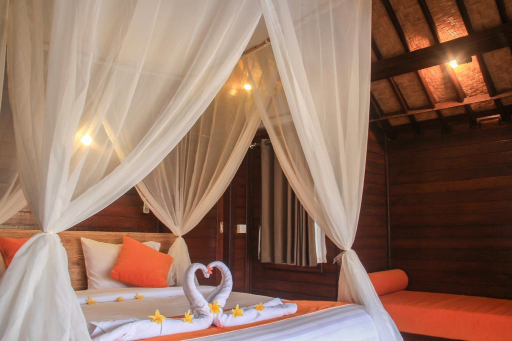 Dinatah Lembongan Villas Chambre photo
