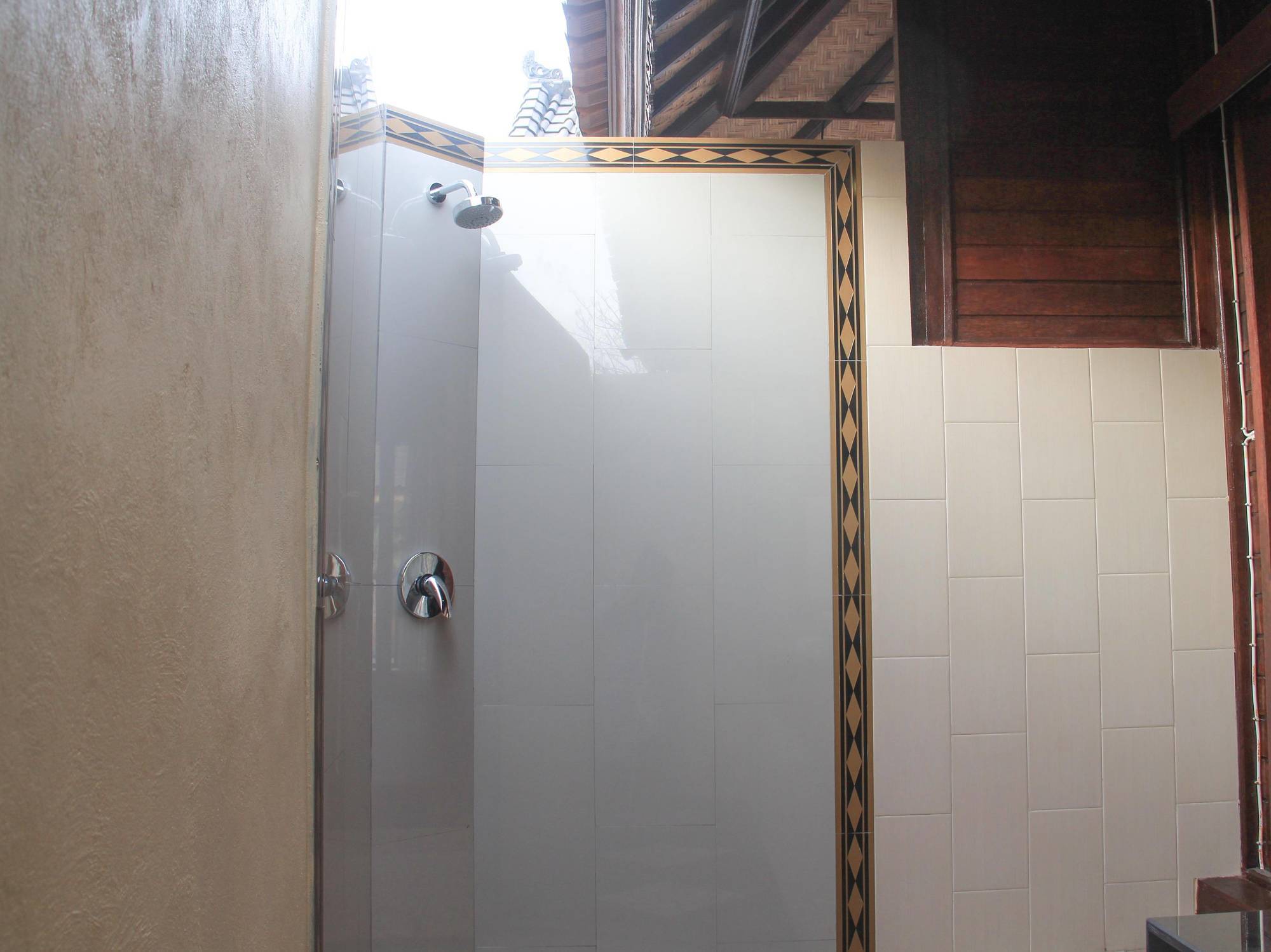 Dinatah Lembongan Villas Extérieur photo